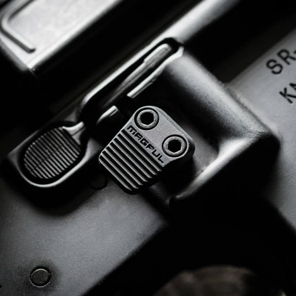 Enhanced AR Magazine Release Magpul, Bild 3